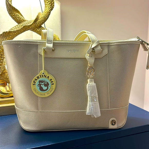 Spartina 449 Handbags - NWT SPARTINA hand bag.